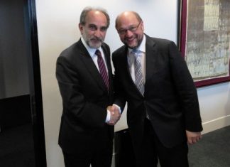 Στον Μ. Σουλτς για το μεταναστευτικό ο Απ. Κατσιφάρας με αντιπροσωπεία Περιφερειαρχών