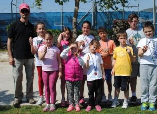 Συμμετοχές σε παιδικούς αγώνες τένις από το Αγρίνιο