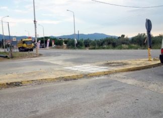 Eπικίνδυνη κακοτεχνία στον κόμβο του Παναιτωλίου