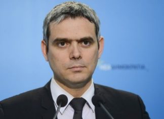 Άγριο κράξιμο σε Καραγκούνη από τους εργαζομένους στο Νοσοκομείου Αγρινίου