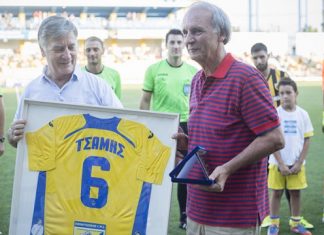 Η βράβευση του Διονύση Τσάμη