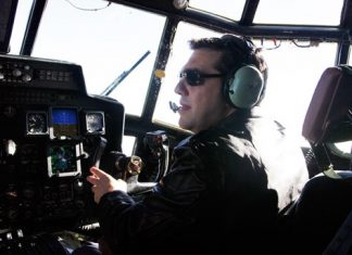 “Αντρέας Λούμπιτς εδώ, ζητώ άδεια πρόσκρουσης!”