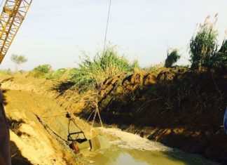 Καθαρίστηκε η στραγγιστική τάφρος από τα γεφύρια Αλάμπεη μέχρι τη Συκιά