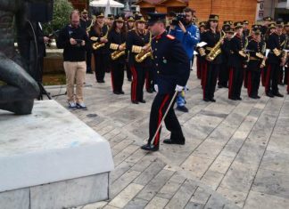 Το Αγρίνιο τιμά την Ημέρα των Ενόπλων Δυνάμεων