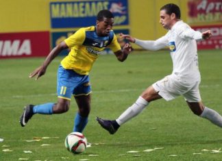 Συμπλήρωσε κάρτες ο Κάπελ