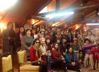 Είκοσι Κορεάτες επισκέφθηκαν την Βυρωνική Εταιρεία στο Μεσολόγγι