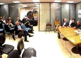 Σύσκεψη στην Αποκεντρωμένη Διοίκηση για την πολιτική προστασία