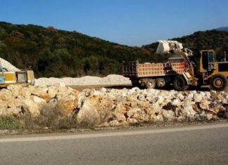 Με εντατικούς ρυθμούς προχωρά το οδικό έργο Κουβαράς – Μπαμπίνη