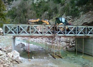 Σχεδόν έτοιμη η σιδηρογέφυρα στο Διπλάτανο