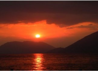 Εμπρός της Greece οι κολασμένοι