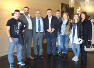 Οι “Εν Αθήναις” Κωνωπινιώτες έκοψαν την πίτα τους