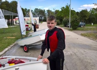 Ο 15χρονος στεριανός ιστιοπλόος από το Αγρίνιο που ξεχωρίζει