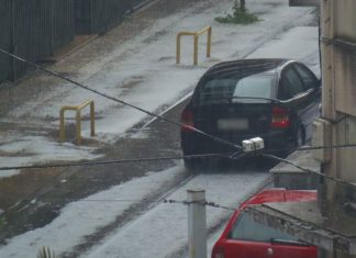 Έντονη χαλαζόπτωση στο Αγρίνιο