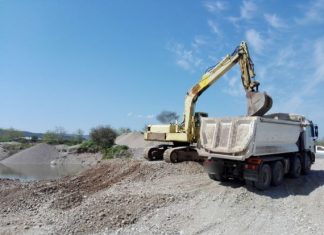 Συλλήψεις για παράνομη αμμοληψία στην παλιά κοίτη του Αχελώου