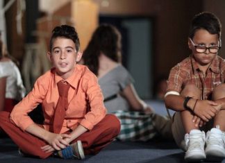 Eπιτυχημένη η θεατρική παράσταση του 1ου Δημοτικού Σχολείου Θεστιέων