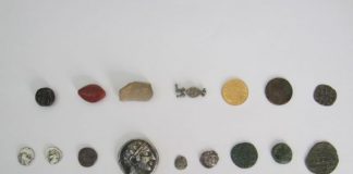 Συνελήφθησαν δυο άτομα στον Κουβαρά για κατοχή αρχαίων νομισμάτων