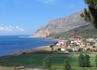 Κάτω Βασιλική και Κρυονέρι οι μόνες Γαλάζιες Σημαίες στην Αιτωλοακαρνανία