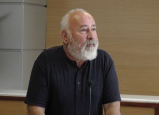 Απ. Κούστας: “Οι περισσότεροι άνθρωποι που έχουν χρήματα είναι απαίδευτοι”