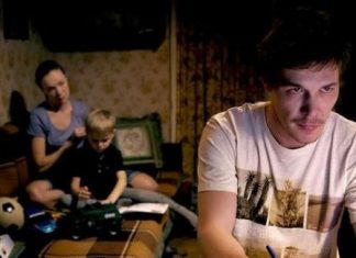 “Ο Hλίθιος” στον “Ελληνίς”