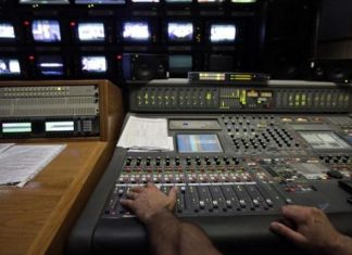 Στην… ευγενή τάξη των θαλασσοδανεισμένων καναλαρχών η πρώτη μείωση φόρου!