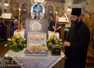 Στον Αστακό το ιερό λείψανο του Αγίου Νικολάου
