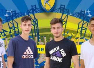 Βακράκος, Γιαννιώτης, Μαλής και Μιχάι υπέγραψαν επαγγελματικό συμβόλαιο