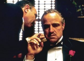 “O Noνός” στον Ελληνίς