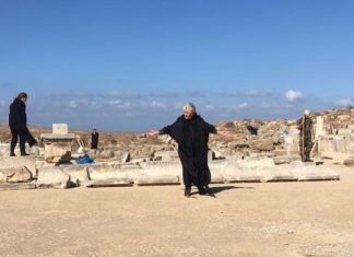 Ιστορική στιγμή το άνοιγμα του αρχαίου θεάτρου της Δήλου με παράσταση του ΔΗΠΕΘΕ Αγρινίου