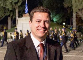 Ντ. Γιαννόπουλος: Ο Π. Παπαδόπουλος μιλά ως κυβερνητικός εκπρόσωπος