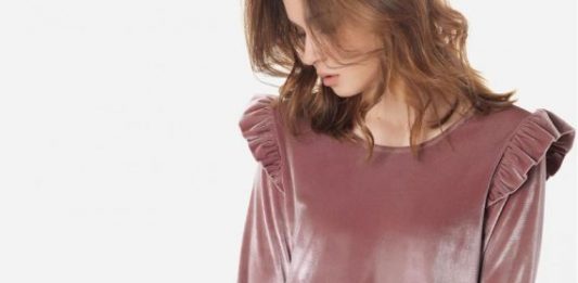 Ιδιαίτερα mini και maxi φορέματα Regalinas που απογειώνουν το στυλ σας