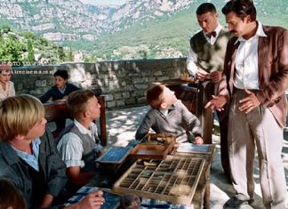 “O δάσκαλος που άφηνε τα παιδιά να ονειρεύονται” στη Ρωγμή