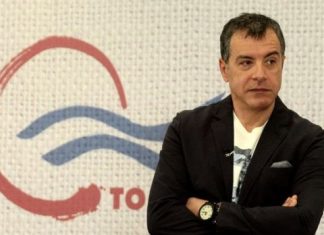 Περιοδεία του Σταύρου Θεοδωράκη στην Αιτωλοακαρνανία