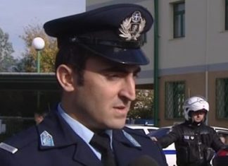 Τιμάται ο Ανθυπαστυνόμος Σπύρος Κοντός που έσωσε λουόμενο στη Βόνιτσα