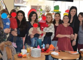 Η ομάδα Μητρικού Θηλασμού και Μητρότητας Αιτωλ/νίας έκοψε την πίτα της στο Μεσολόγγι