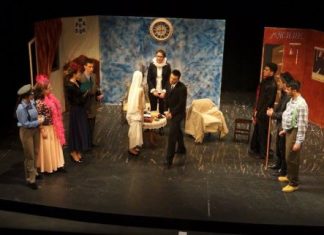 Άνοιξε η αυλαία του 8ου Μαθητικού Φεστιβάλ Θεάτρου με το 6ο Λύκειο Αγρινίου