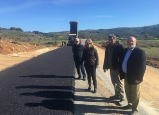 Ξεκίνησε η ασφαλτόστρωση στο έργο Κουβαράς – Φυτείες – Μπαμπίνη