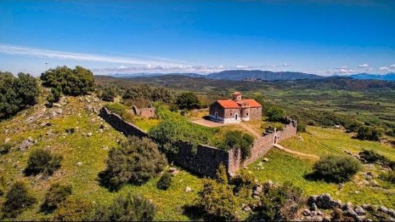 Ο Άγιος Γεώργιος Πόρτας Μπαμπίνης