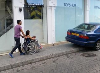 Το νέο εκπαιδευτικό πρόγραμμα της «Διεξόδου» για τα ανθρώπινα δικαιώματα