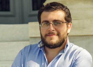 Αποχωρεί από την παράταξη Παπαναστασίου και ανεξαρτητοποιείται ο Στρ. Καράτσαλος