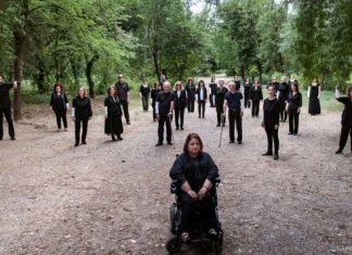 Το μουσικό παραμύθι «Το χρυσό δεκανίκι» από το Τμήμα Παραδοσιακής Μουσικής του Δήμου Αγρινίου