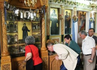 Ξεκίνησαν οι εορτές του Αγίου Κοσμά στο Μέγα Δένδρο