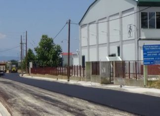 Έργα ανάπλασης περιμετρικά του κλειστού γυμναστηρίου στην Αερογέφυρα