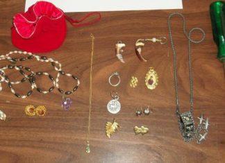 Έξι κλοπές σε οικίες και καταστήματα στον Αστακό στο ενεργητικό 50χρονου