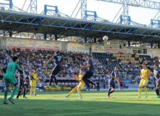 Μήνυμα ενότητας από παίκτες και κόσμο στο Αγρίνιο