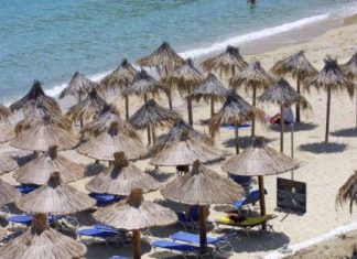 Το Δημόσιο νοικιάζει για ένα «παξιμάδι» παραλίες «χρυσορυχεία»