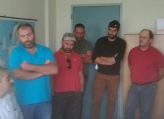 Παράσταση διαμαρτυρίας κτηνοτρόφων στη ΔΑΟΚ Αιτωλοακαρνανίας