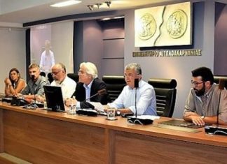 Επιστημονικές αναλύσεις όχι, πολιτικές ναι