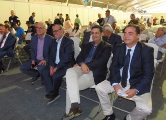 Ίσως γιατί είναι performers… οι αυτοδιοικητικοί του Αγρινίου