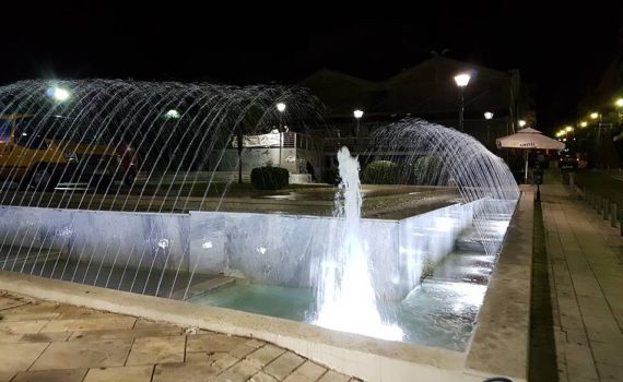 συντριβάνι Δημάδη (2)