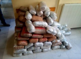 Μπλόκο σε 119 κιλά χασίς στην Ιόνια Οδό στο ύψος της Αμφιλοχίας